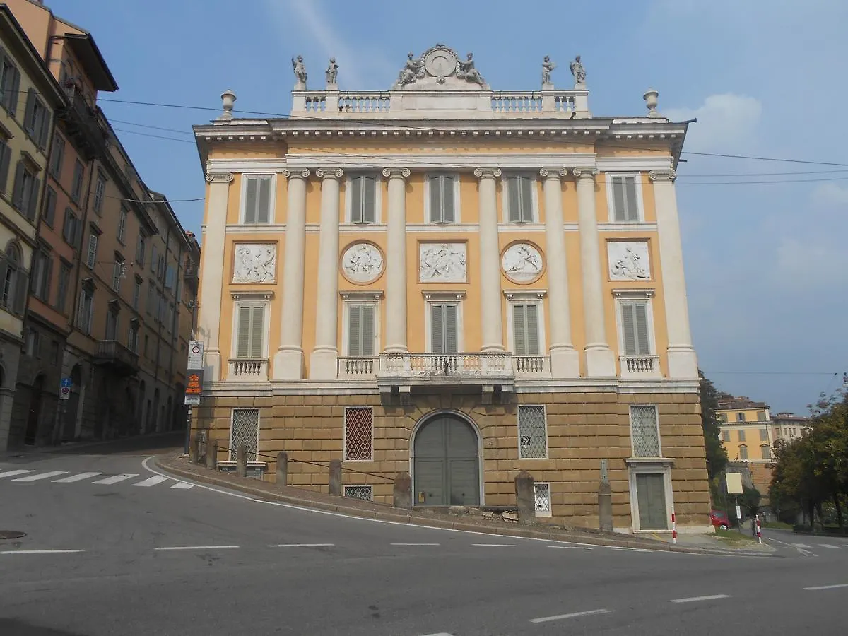 Guest house La Maison Des Artistes Bergamo